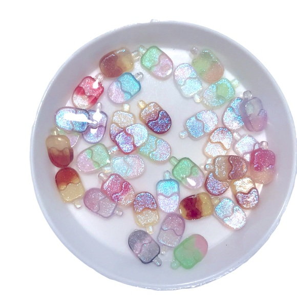 🆕 Mini Rainbow Popsicle Glitter Nail Charms - Picture 2 of 4